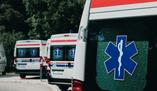 祥云救护车转运病人过路高速收费吗?